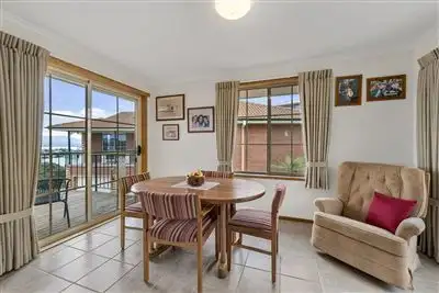 Sixth view of Homely unit listing, 2/502 Oceana Drive, Howrah TAS 7018