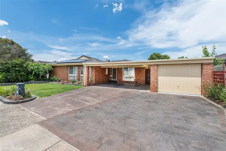 8 Fleming Court, Seaford VIC 3198
