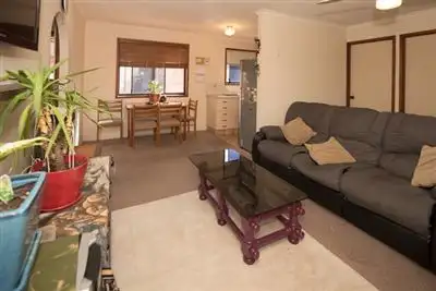 8/24 Cotswold Street, Mount Warren Park QLD 4207