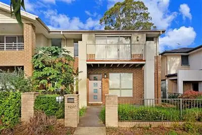 4/120 Edensor Road, Bonnyrigg NSW 2177