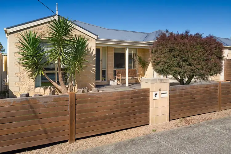 57 Guelph Street, Somerville VIC 3912