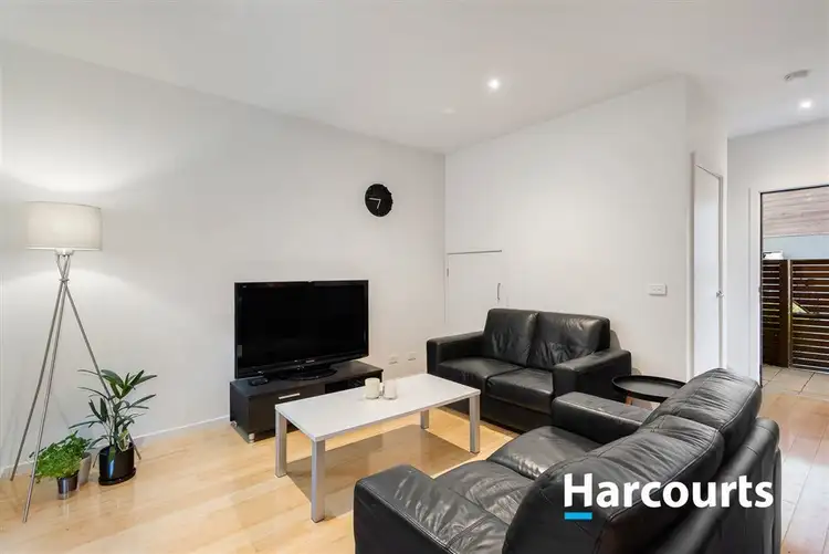 Fifth view of Homely townhouse listing, 27 Waxflower Crescent, Bundoora VIC 3083