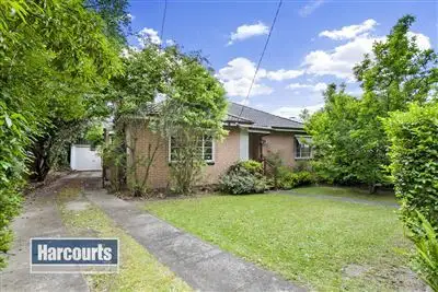 Main view of Homely house listing, 8 Ridgway Avenue, Croydon VIC 3136