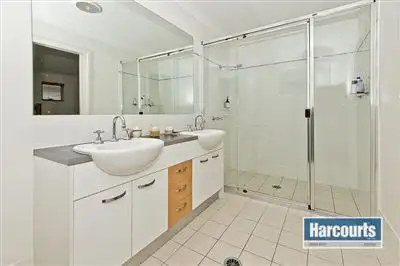 Fourth view of Homely townhouse listing, 68 Greenway Circuit, Mount Ommaney QLD