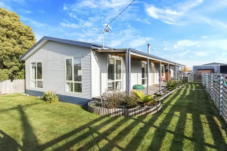 24 Charles Street, Cressy TAS 7302