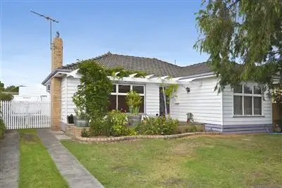 13 Macarthur Avenue, Hamlyn Heights VIC 3215