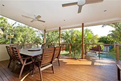 Second view of Homely house listing, 4 Lark Street, Birkdale QLD 4159