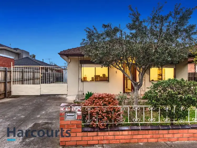 1 Christie Street, Deer Park VIC 3023