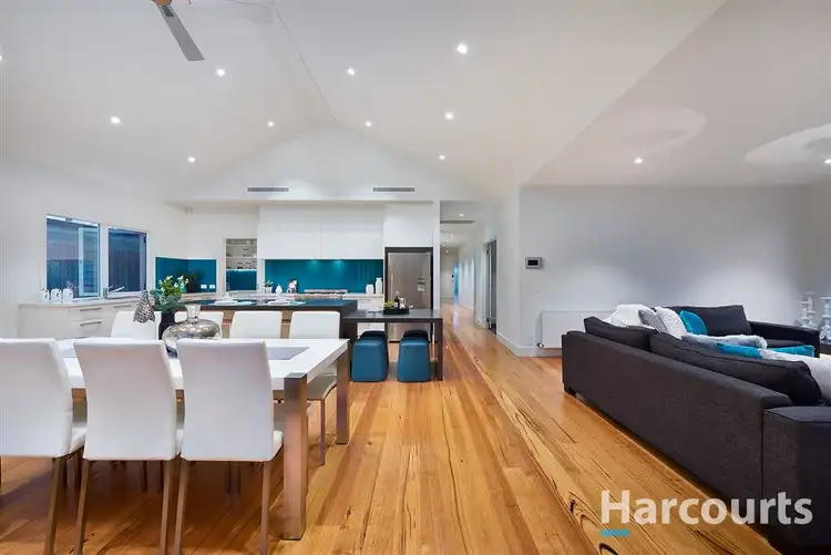 Fifth view of Homely house listing, 3 Trinian Street, Vermont VIC 3133