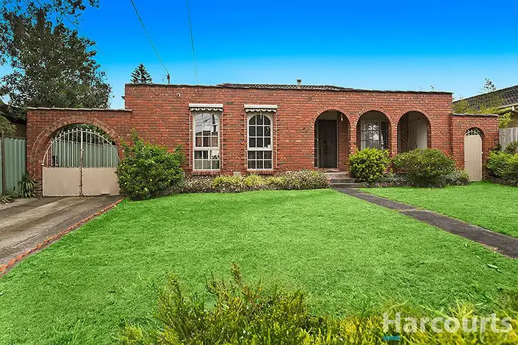 38 Huxley Avenue, Mulgrave VIC 3170