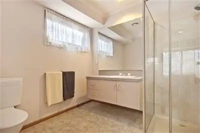 Seventh view of Homely house listing, 10 Queen Street, Hamilton VIC 3300