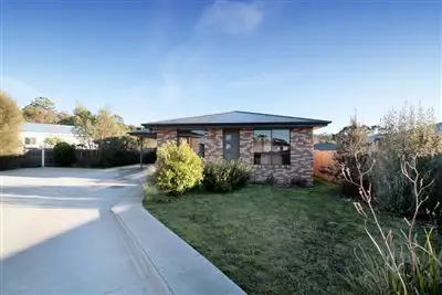 2/19 Rannah Street, Electrona TAS 7054