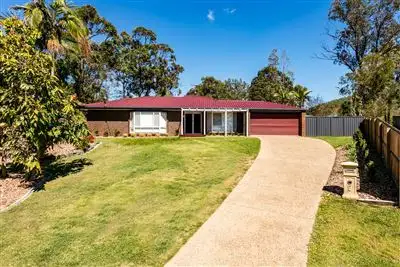 8 Minnie Place, Windaroo QLD 4207