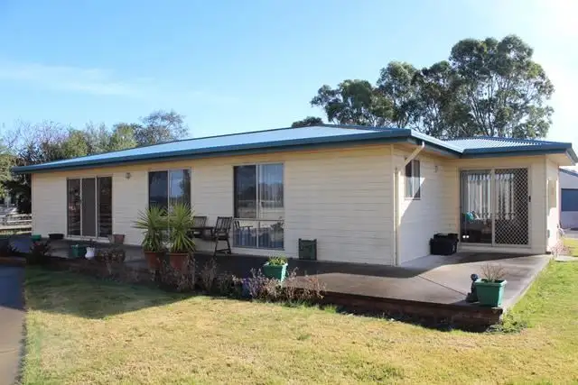 38 Church Road, Yarram VIC 3971