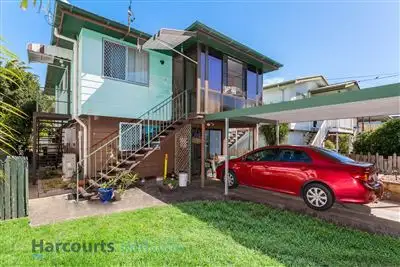 35 Ettie Street, Redcliffe QLD 4020