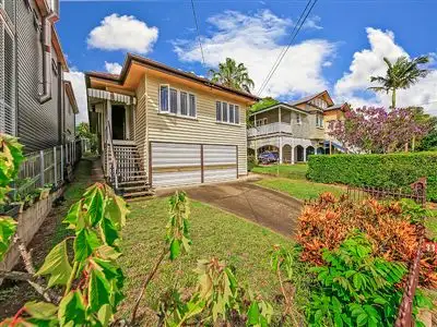 Main view of Homely house listing, 33 Illidge Street, Coorparoo QLD