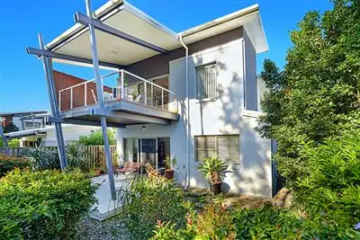 71/181 Lae Drive, Coombabah QLD 4216