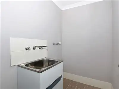 Seventh view of Homely villa listing, 2/3 Peppermint Gardens, Aubin Grove WA 6164