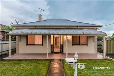 21 Hobbs Street, Findon SA 5023