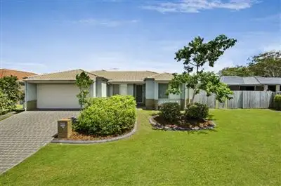 18 Ellis Court, Sandstone Point QLD