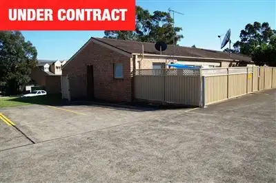 1/42 Woodhouse Drive, Ambarvale NSW 2560