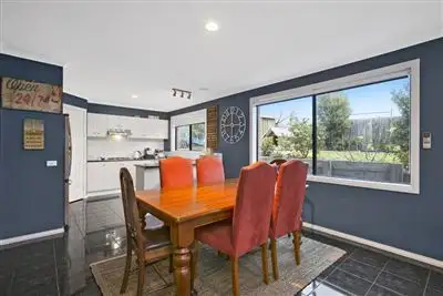 Third view of Homely house listing, 10 Fawn Court, Langwarrin VIC 3910