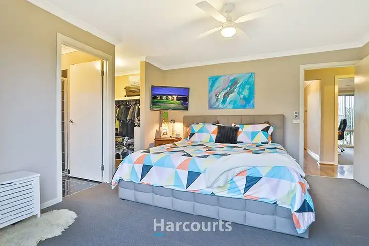 Fourth view of Homely house listing, 4 Ronit Court, Pakenham VIC 3810