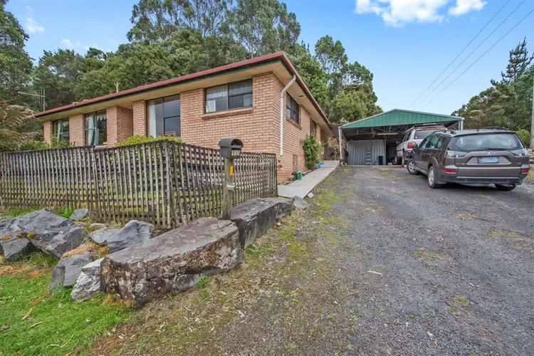 10 Smith Street, Zeehan TAS 7469