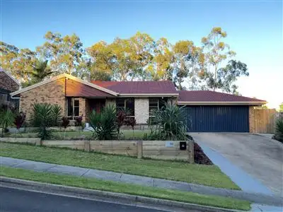 6 Leonarda Drive