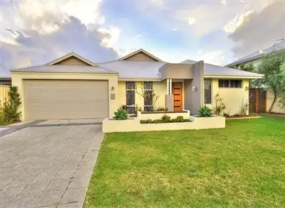 17 Cohen Vista, Lakelands WA 6180