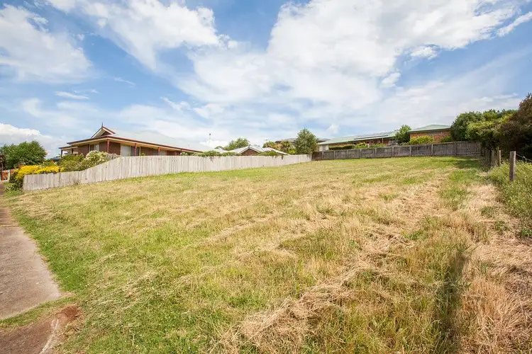 12 Janine Court, Drouin VIC 3818