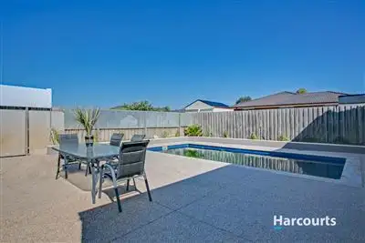15 Matthew Circuit, Hastings VIC 3915