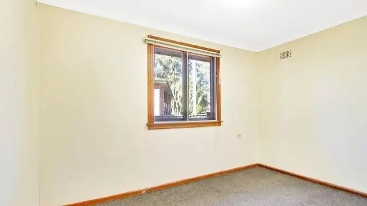 Fourth view of Homely house listing, 76 Wangaroa Crescent, Lethbridge Park NSW 2770