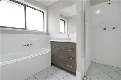 Sixth view of Homely house listing, 4 Platinum Pl, Oxley QLD 4075