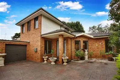 2/1 Manatunga Street, Clayton VIC 3168