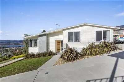 5/17-19 Spring Street, Claremont TAS 7011