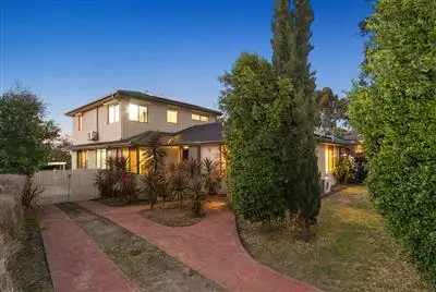 28 Pembroke Avenue, Frankston VIC 3199