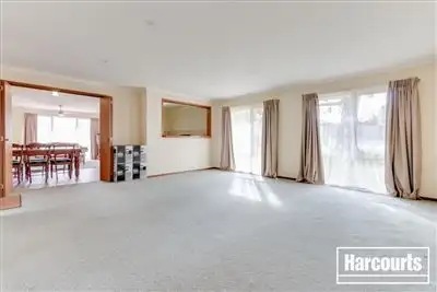 Seventh view of Homely house listing, 5 Nandina Road, Narre Warren VIC 3805