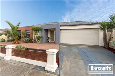 4 Robusta Avenue, Cranbourne VIC 3977