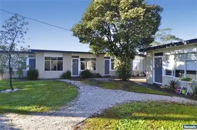 Second view of Homely unit listing, 2/27 Derby Rd, Herne Hill VIC 3218