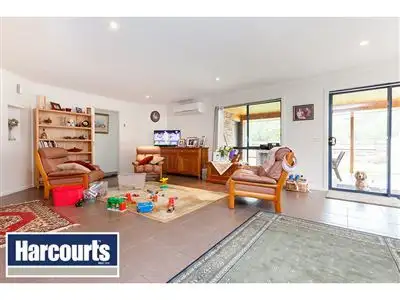 Seventh view of Homely house listing, 8 Miller Close, Drouin VIC 3818