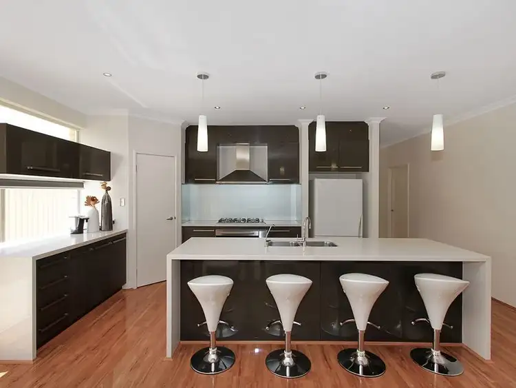 Seventh view of Homely house listing, 35 Descanso Loop, Aubin Grove WA 6164