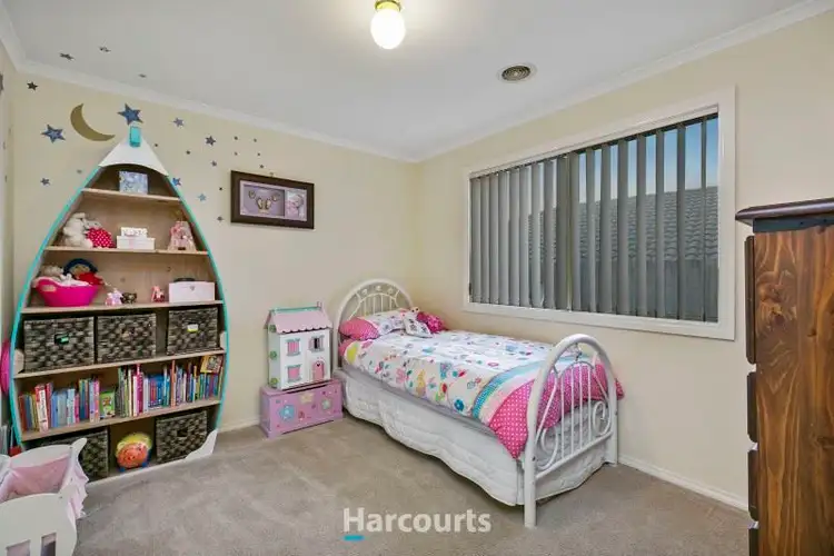 Sixth view of Homely house listing, 4 Glenda Court, Pakenham VIC 3810