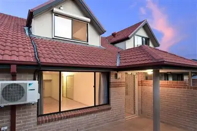 Main view of Homely townhouse listing, 6/6-12 Orana Avenue, Seven Hills NSW