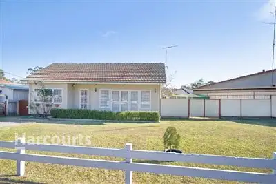 5 Lewis Street, Bradbury NSW 2560