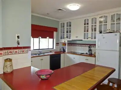 Second view of Homely house listing, 4 Belle Avenue, Wangaratta VIC
