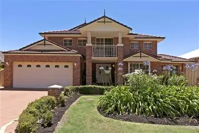 8 Crieff Gardens, Wanneroo WA 6065