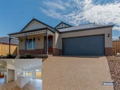 Main view of Homely house listing, 1/33 Manikato Drive, Drouin VIC 3818