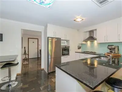 Fifth view of Homely house listing, 2 Honeyeater Court, Wynn Vale SA 5127