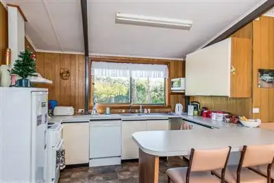 Seventh view of Homely house listing, 100 Barton Avenue, Triabunna TAS 7190